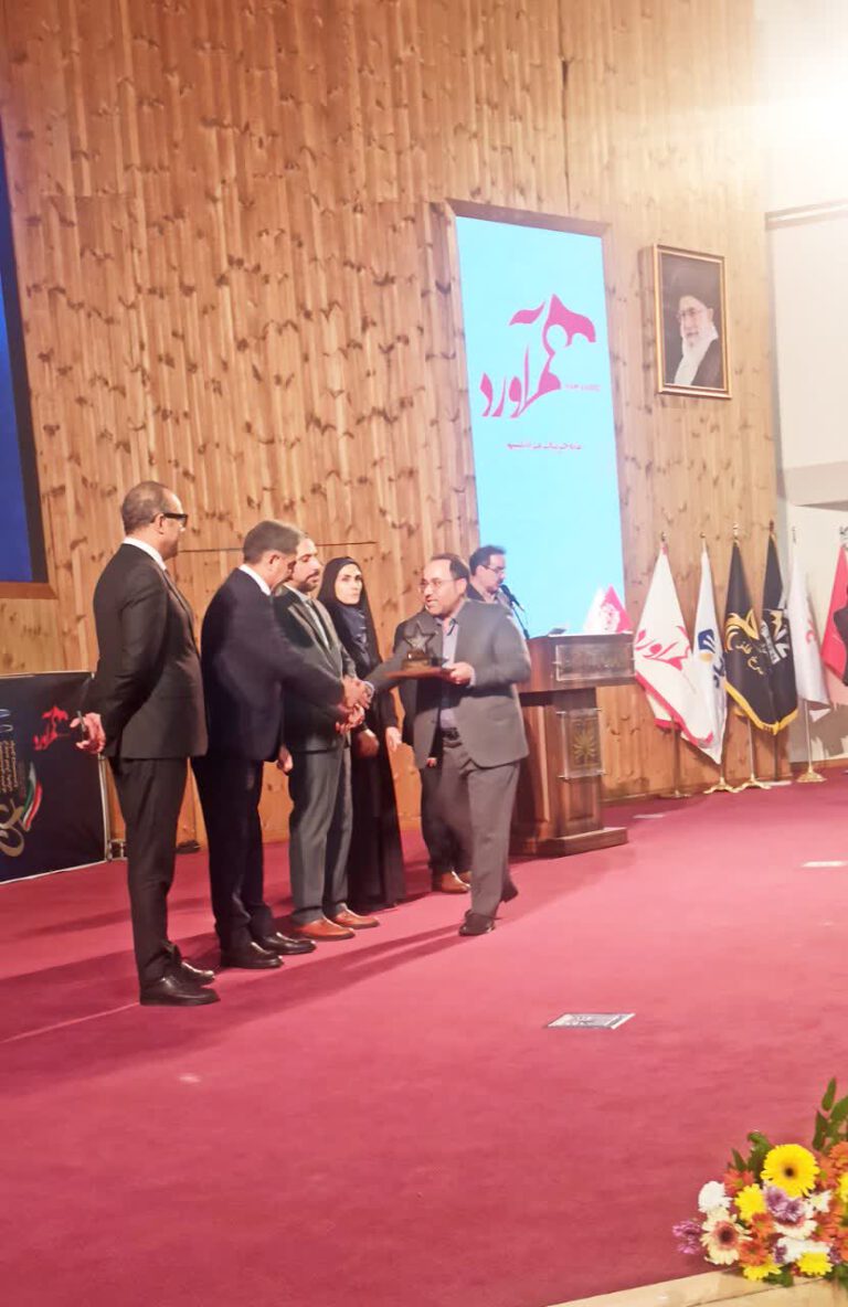 Customer Satisfaction Statue (3)